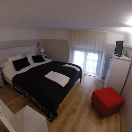 Apartment Rumbart *